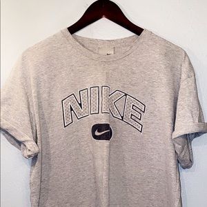 Vintage (90s) Nike Tee